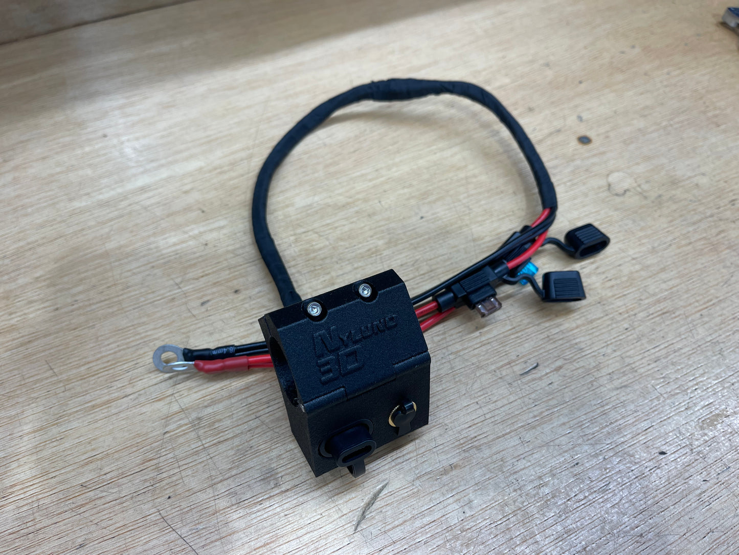 2019-2024 BMW S1000RR SAE and 5.5x2.5 heated gear mount