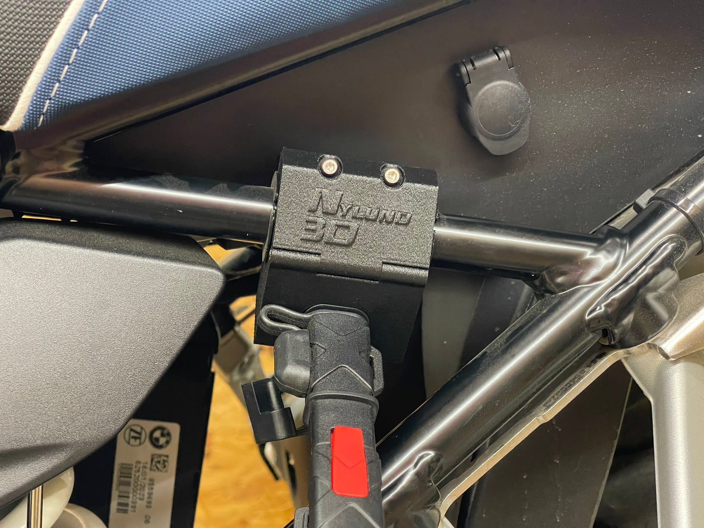 2013-2024 BMW 1200/1250 GS/ GSA Single SAE Connector mount