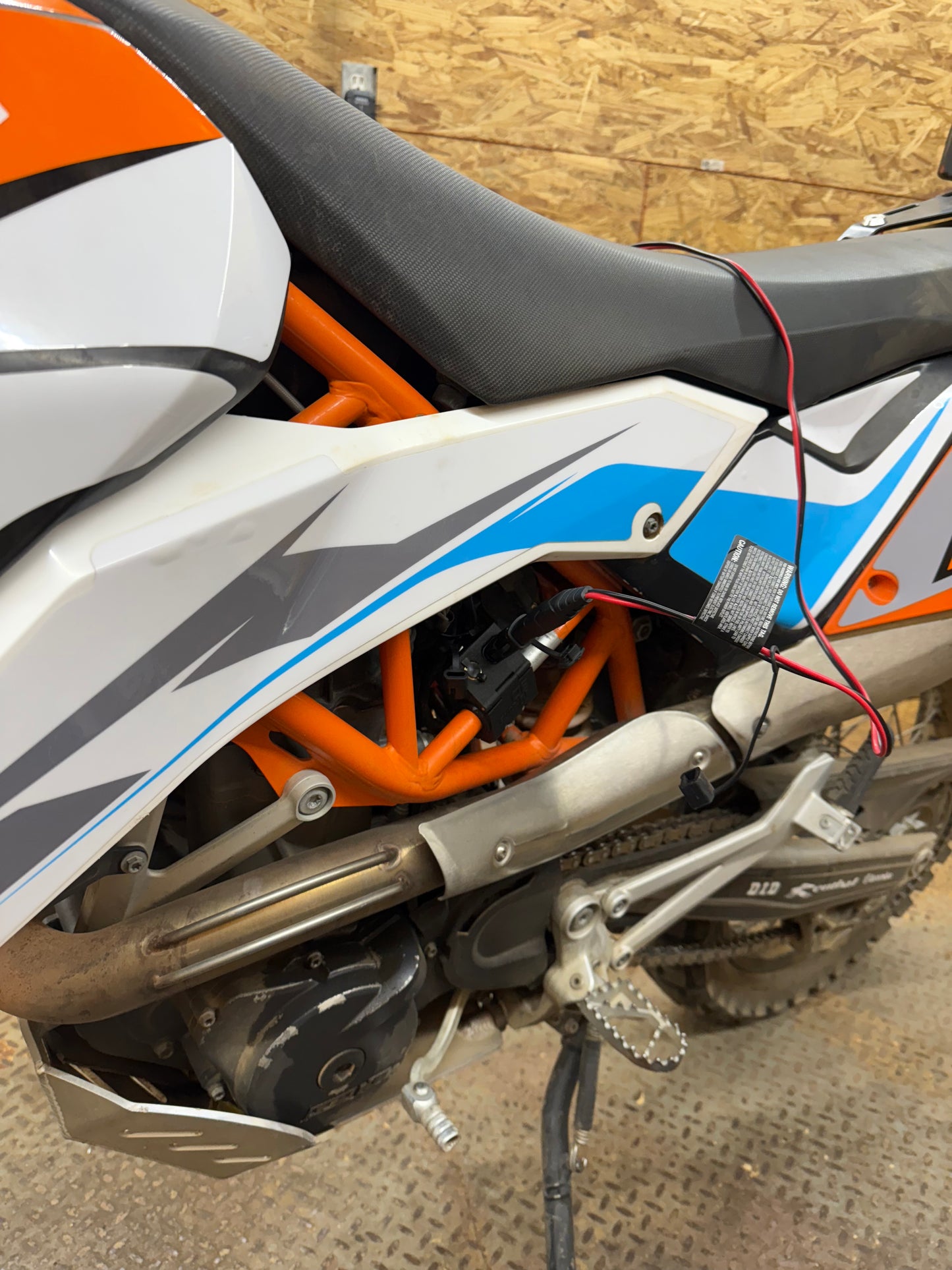 KTM 690 Enduro, Husqvarna 701, GasGas 700 SAE and 5.5x2.5 heated gear mount